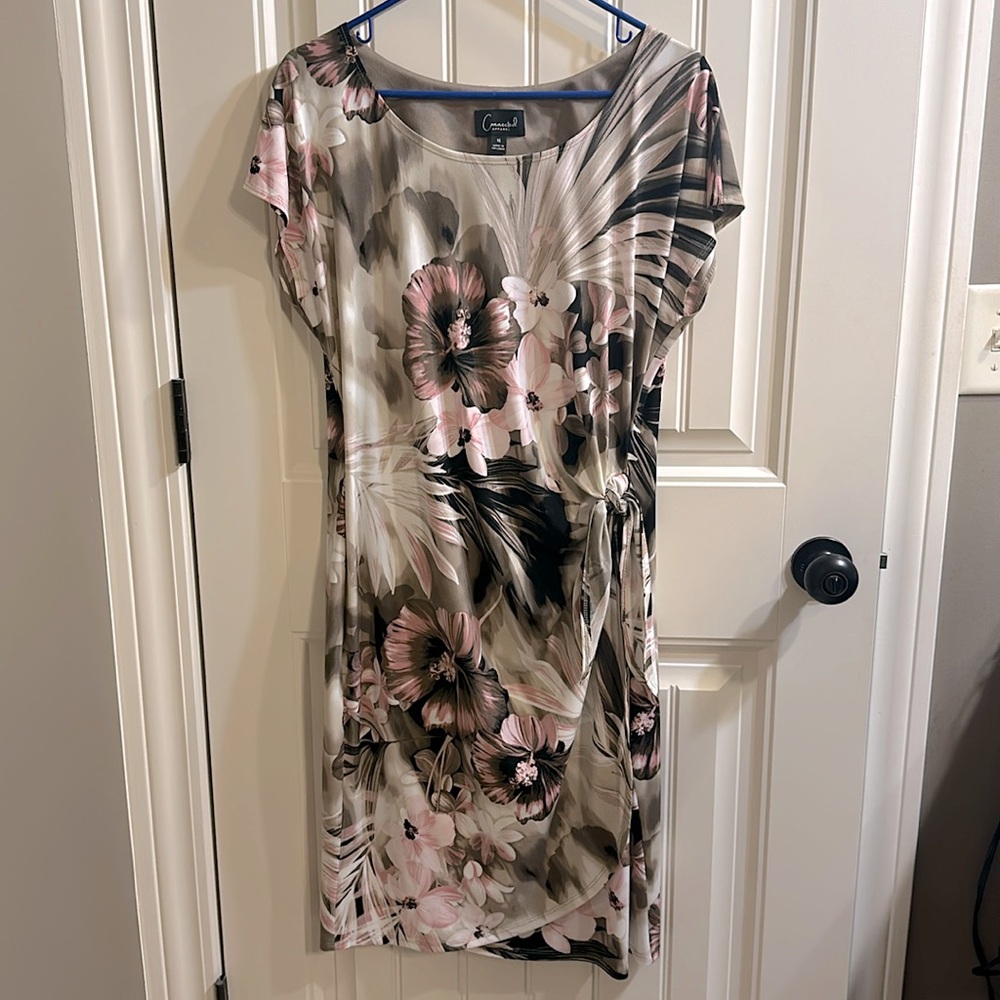 Floral side tie dress. Worn only a few times!!